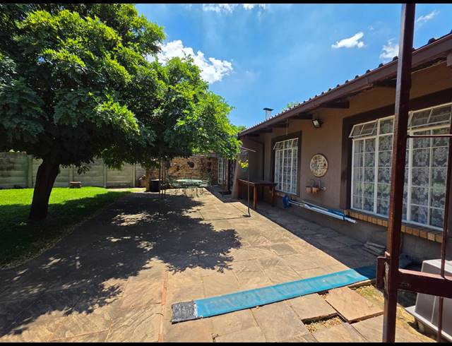3 BEDROOM HOUSE FOR SALE IN SASOLBURG EXT 4